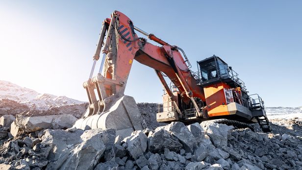Metal and Mining Dispute Arbitrator in London